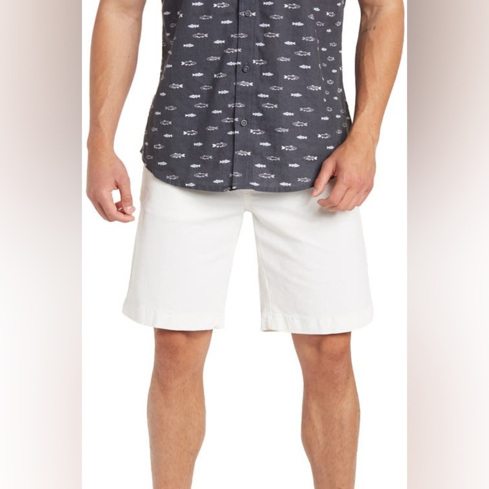 14th & Union Wallin Stretch Twill Chino Shorts in White size 33
